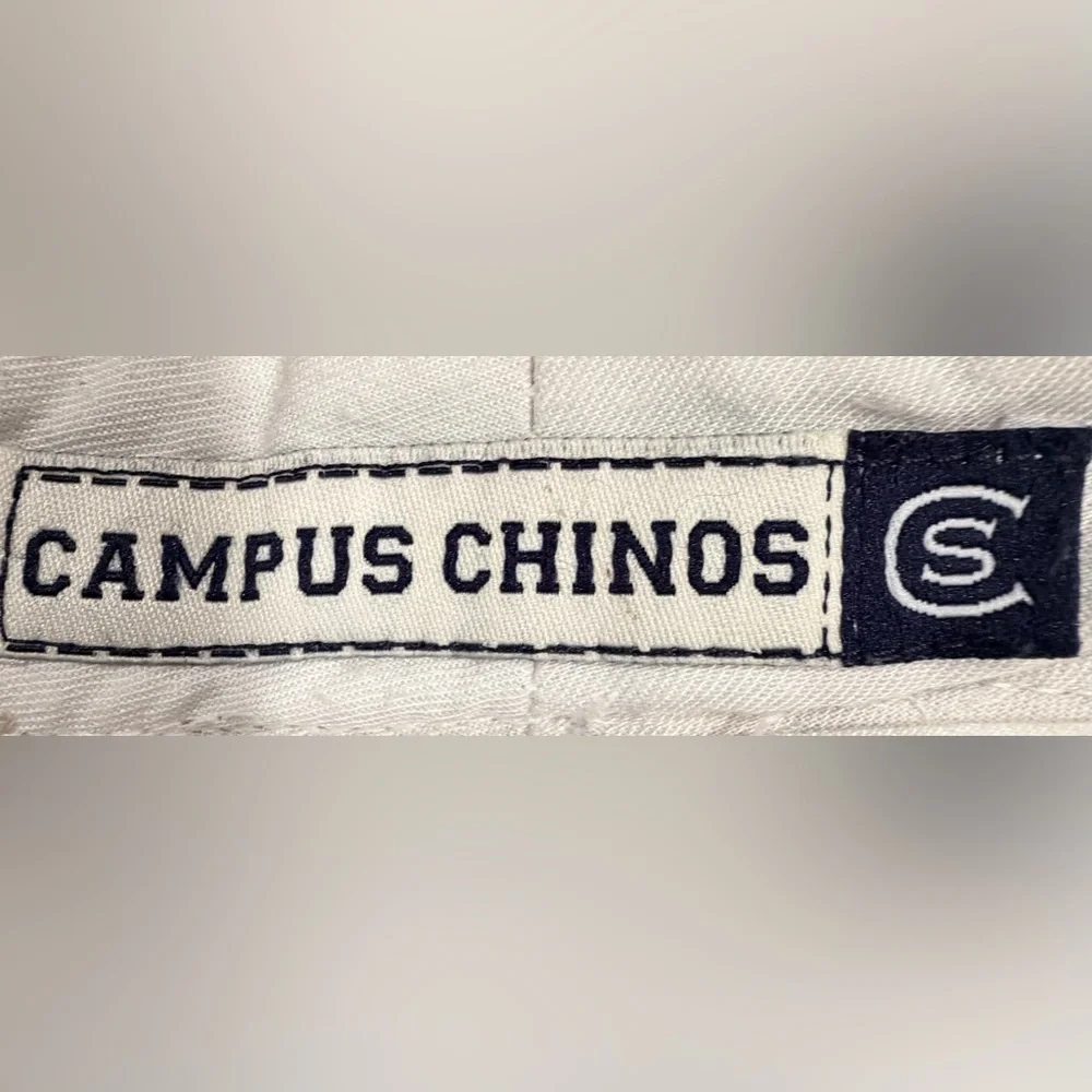 Campus Chinos | Notre Dame The Leprechaun mini-skirt. Size: 10